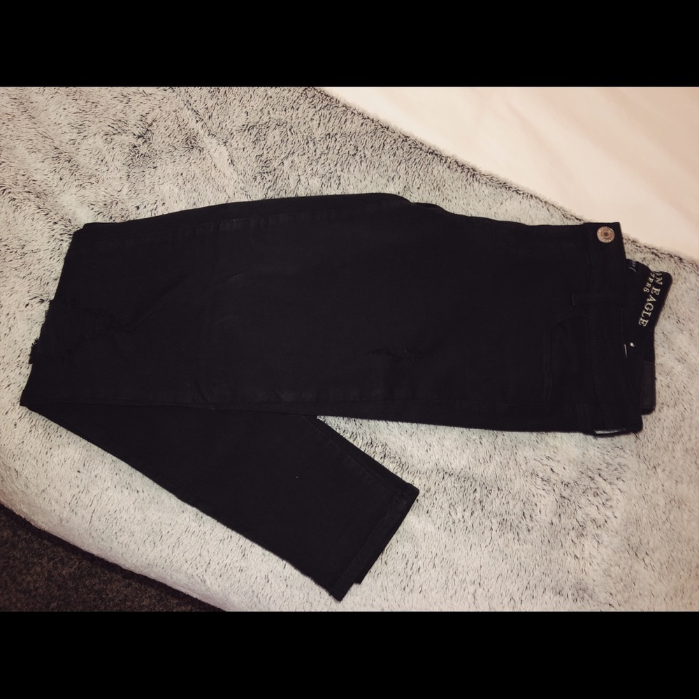 Black destroy high rise jeggings